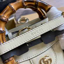 Load image into Gallery viewer, GC734 Gucci Diana Medium Tote Bag / 11"W x 9.5"H x 4.3"D / HIGHEST QUALITY VERSION
