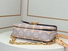 Load image into Gallery viewer, LB1039 Pochette Métis East West / HIGHEST QUALITY VERSION / 8.5 x 5.3 x 2.4 inches