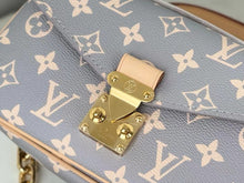 Load image into Gallery viewer, LB1039 Pochette Métis East West / HIGHEST QUALITY VERSION / 8.5 x 5.3 x 2.4 inches