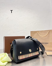 Load image into Gallery viewer, BUR100 Leather and Vintage Check Note Crossbody Bag / 9.8 x 3.3 x 7.1in