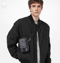 Load image into Gallery viewer, MBG038 Double Phone Pouch NM / 4.3 x 7.1 x 3.1 inches