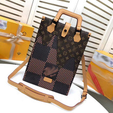 Load image into Gallery viewer, LB032 10.24x13.98x4.7