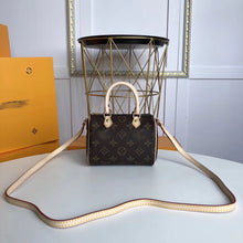 Load image into Gallery viewer, LB075 6.3x4.92x3.94