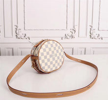 Load image into Gallery viewer, LB151 6.7x6.3x2.8inch