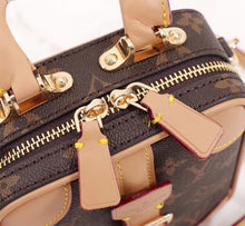 Load image into Gallery viewer, LB153 5.7x7.3x2.4inch