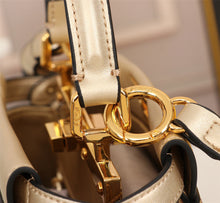 Load image into Gallery viewer, FF024 9.1x7.1x4.3inch