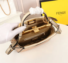 Load image into Gallery viewer, FF024 9.1x7.1x4.3inch