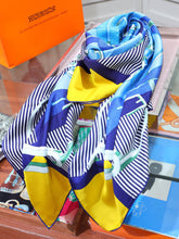 Load image into Gallery viewer, CLTH009 100%Pure Silk 140x140cm