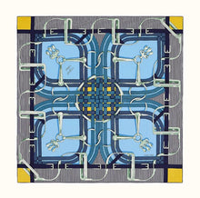 Load image into Gallery viewer, CLTH009 100%Pure Silk 140x140cm