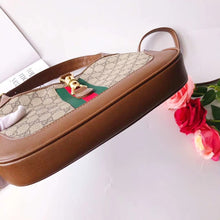 Load image into Gallery viewer, GC129 11x7.5x1.8inch