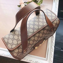 Load image into Gallery viewer, GC098 10.83x6.89x4.33 inch