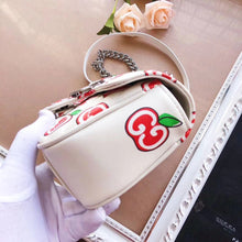 Load image into Gallery viewer, GC131 10.2x5.9x2.8