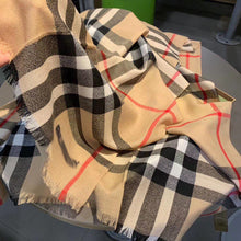 Load image into Gallery viewer, CLTH011 70%wool,30%Pure Silk 200x110cm