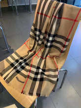 Load image into Gallery viewer, CLTH011 70%wool,30%Pure Silk 200x110cm