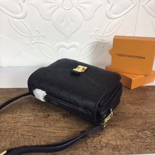 Load image into Gallery viewer, LB172 9.8x7.5x2.8 inch