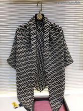 Load image into Gallery viewer, CLTH013 70%wool,30%Pure Silk 140x140cm