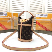 Load image into Gallery viewer, LB178 8.7x9.1x5.5inch