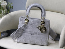 Load image into Gallery viewer, DR046 HIGHEST QUALITY VERSION 9.5x7.9x4.3inch