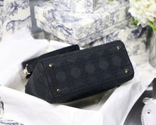 Load image into Gallery viewer, DR051 HIGHEST QUALITY VERSION 9.5x7.9x4.3inch