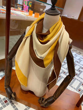 Load image into Gallery viewer, CLTH020 Cashmere and Pure Silk 140x140cm