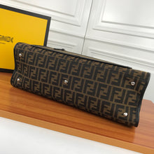 Load image into Gallery viewer, FF025 Small:10.6x9.1x4.3inch Medium:17.3x14.2x6.3inch