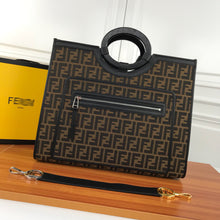 Load image into Gallery viewer, FF025 Small:10.6x9.1x4.3inch Medium:17.3x14.2x6.3inch