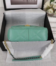 Load image into Gallery viewer, CC048 Small 6.3x10.2x3.5 inch Medium 7.9x11.8x3.9 inch