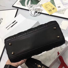 Load image into Gallery viewer, DR053 9.5x7.9x4.3inch