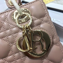 Load image into Gallery viewer, DR053 9.5x7.9x4.3inch