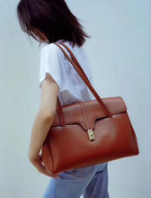 Load image into Gallery viewer, CL011 15x10.2x7.1inch