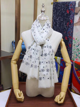 Load image into Gallery viewer, CLTH037 100%wool 110x200cm