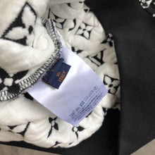 Load image into Gallery viewer, CLTH038 S/M/L