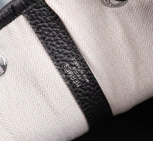 Load image into Gallery viewer, HM008 Small: 12.2x9.5x5.9inch Meduim: 14.2x9.5x6.7inch