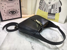 Load image into Gallery viewer, GC144 11x7.5x1.8inch