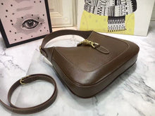 Load image into Gallery viewer, GC147 11x7.5x1.8inch