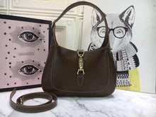 Load image into Gallery viewer, GC147 11x7.5x1.8inch