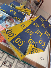 Load image into Gallery viewer, CLTH039 91%wool,9%Silk 35x180cm