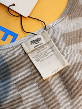 Load image into Gallery viewer, CLTH048 140x140cm