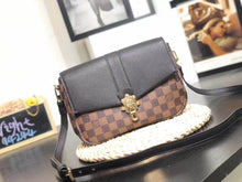 Load image into Gallery viewer, LB216 9.8x7.1x3.2inch