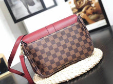 Load image into Gallery viewer, LB217 9.8x7.1x3.2inch