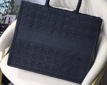 Load image into Gallery viewer, DR056 HIGHEST QUALITY VERSION 16.3x13.8x7.1inch