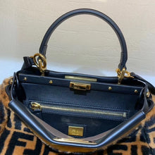 Load image into Gallery viewer, FF036 HIGHEST QUALITY VERSION Small:9.1x7.5x4.3inch Meduim:13x10.2x4.7inch