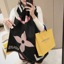 Load image into Gallery viewer, CLTH053 Mink Wool 180x65cm