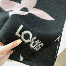 Load image into Gallery viewer, CLTH053 Mink Wool 180x65cm