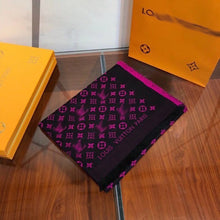 Load image into Gallery viewer, CLTH055 100%Pure Silk with Wool 75x200cm