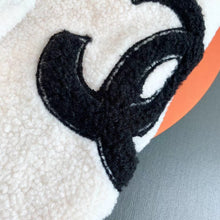 Load image into Gallery viewer, CLTH057