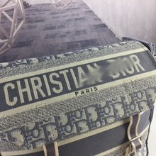 Load image into Gallery viewer, DR061 11.8x11x4.7inch