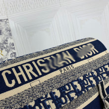 Load image into Gallery viewer, DR061 11.8x11x4.7inch