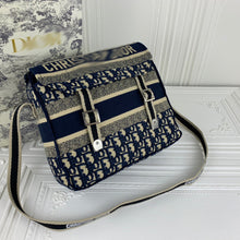 Load image into Gallery viewer, DR061 11.8x11x4.7inch