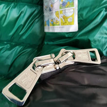 Load image into Gallery viewer, CLTH066 90%Feather